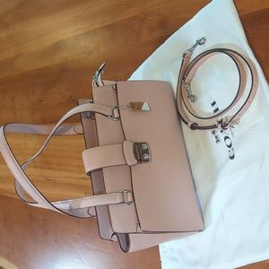 Coach shoulder bag in blush pink